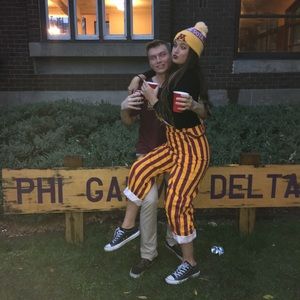 Meet your Posher, Cait